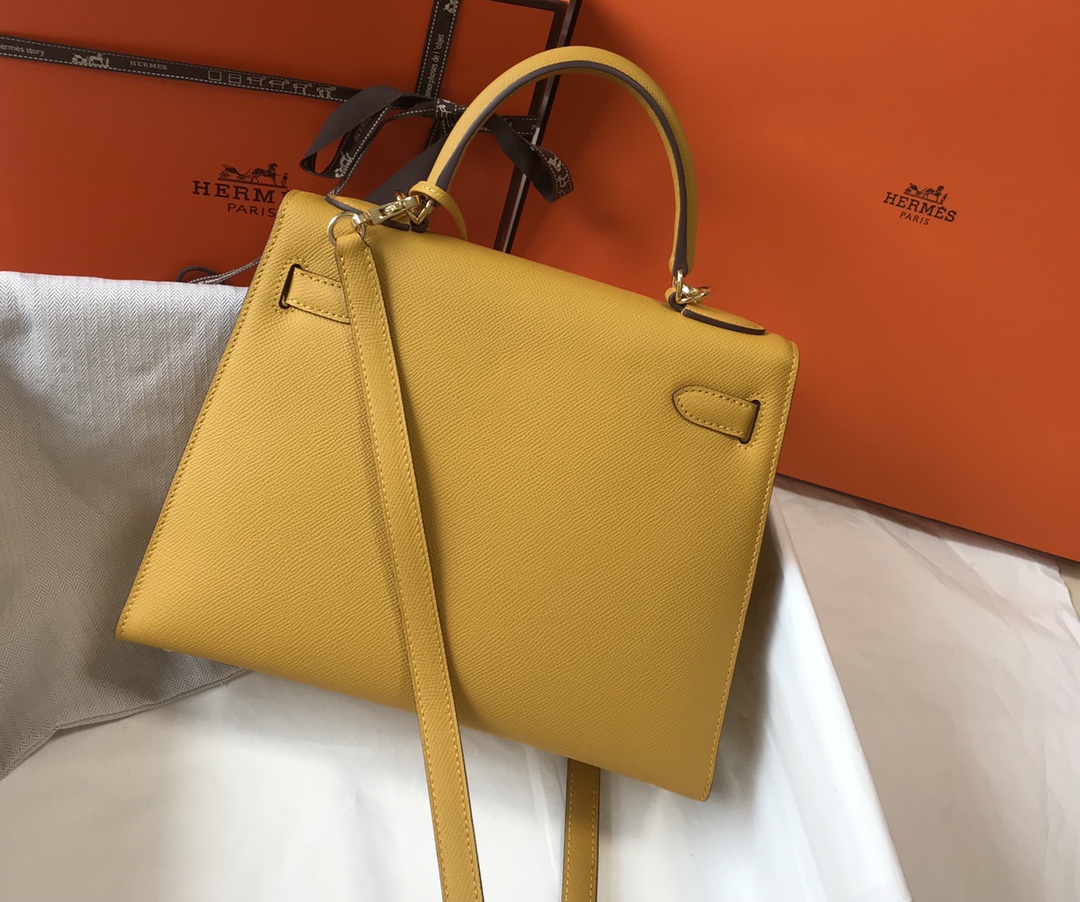 Hermes Kelly 32cm Handbag Shoulder Bag in Yellow Amber Epsom Leather